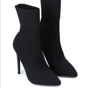 Steve Madden stretch knit ankle boots